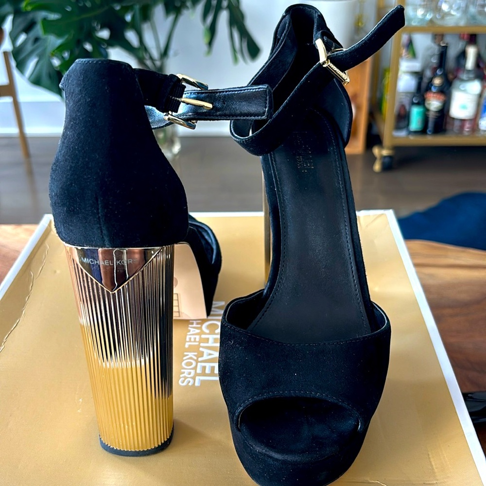 Michael Kors black suede platform shoe with gold heel